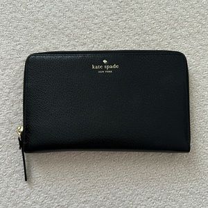 Kate Spade Wallet NWOT, Black